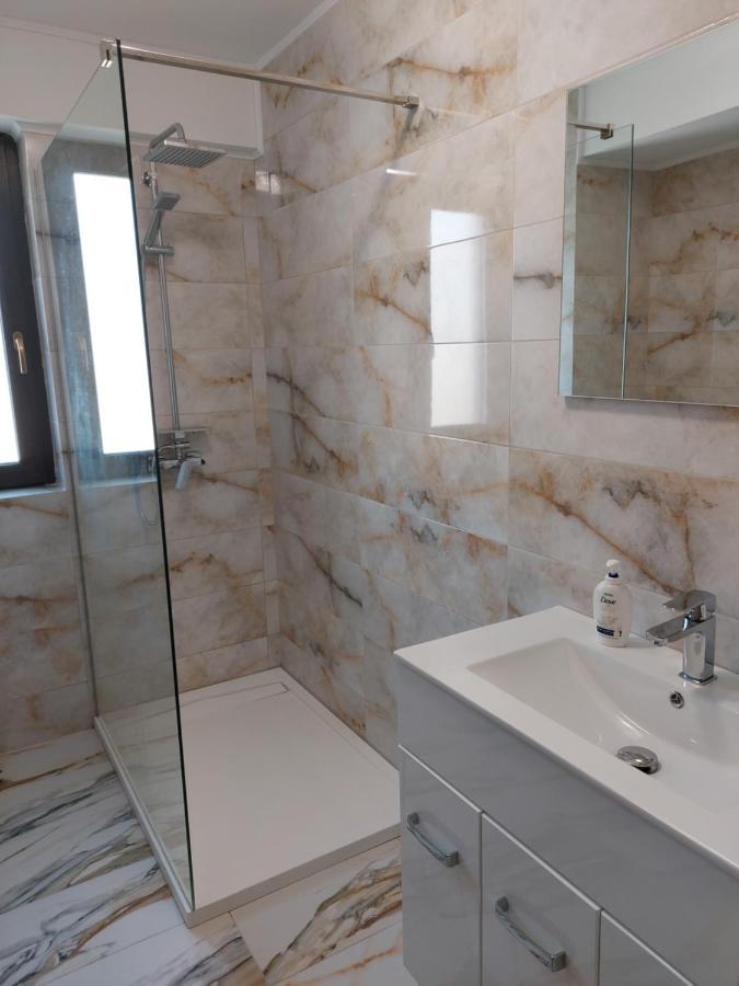 Bya Brown Apartman Valea Lupului  Kültér fotó